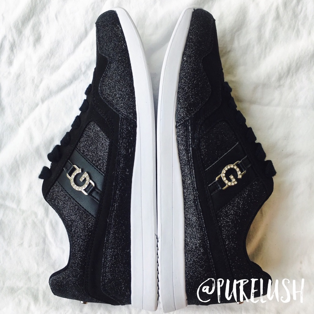 🛑RETURNING 2DAY🛑SEND OFFERS Guess BLACK SNEAKERS - Picture 1 of 8